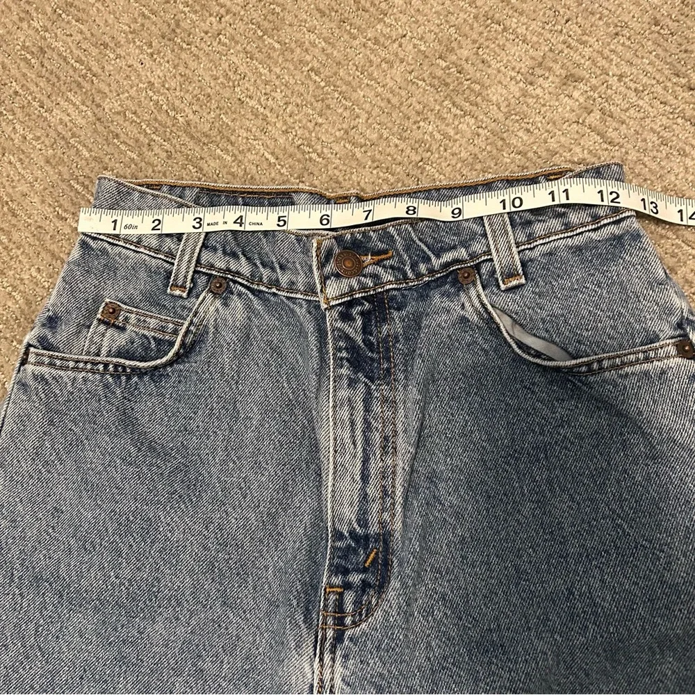 Levi's High Rise Blue Jeans - Picture 8 of 10